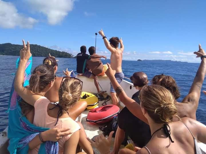 Arborek Diving Homestay R4 Besir Екстериор снимка